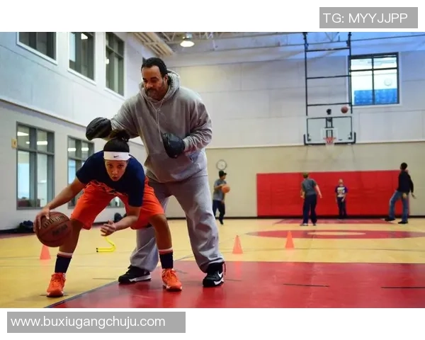 张娜专访：从青涩球员到职业明星的篮球人生回顾与展望