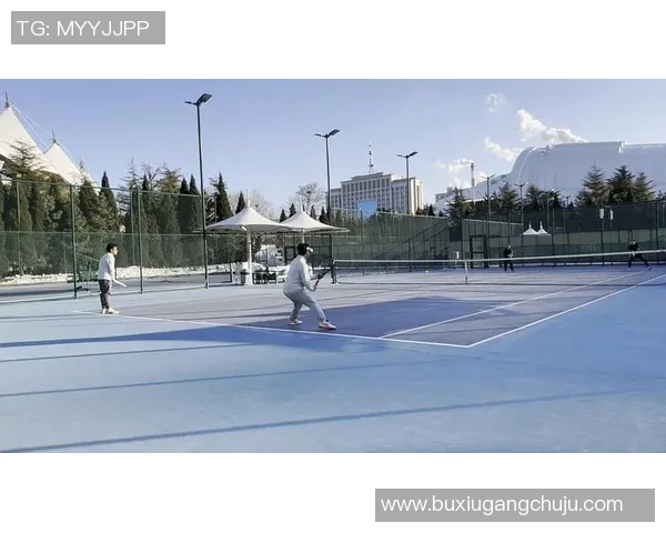 重庆网球队的区域防守策略解析与深度剖析网球竞技的战术运用